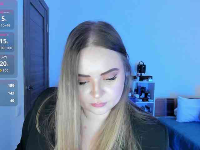 Shy_foxY webcam