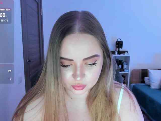 Shy_foxY webcam