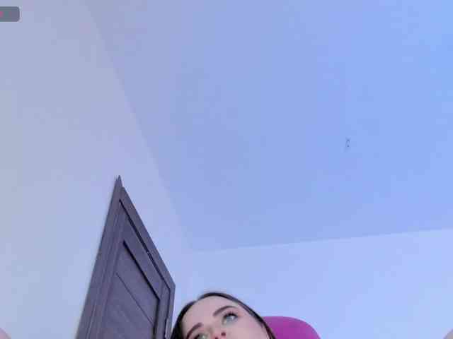 Shy_foxY webcam