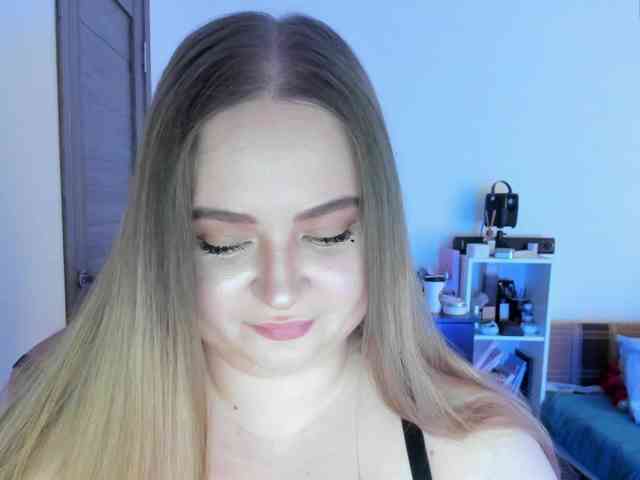 Shy_foxY webcam