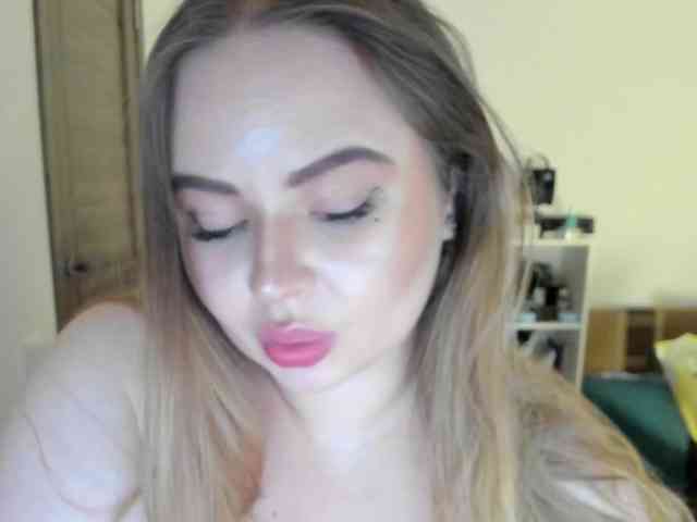Shy_foxY webcam