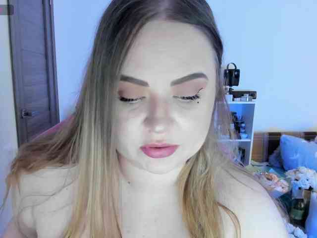Shy_foxY webcam