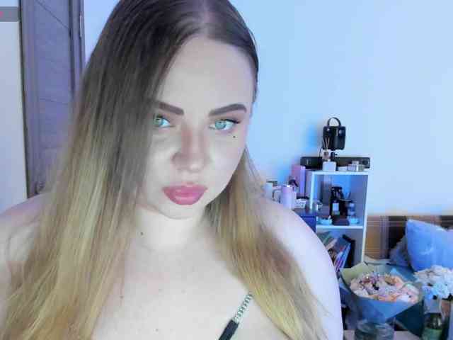 Shy_foxY webcam
