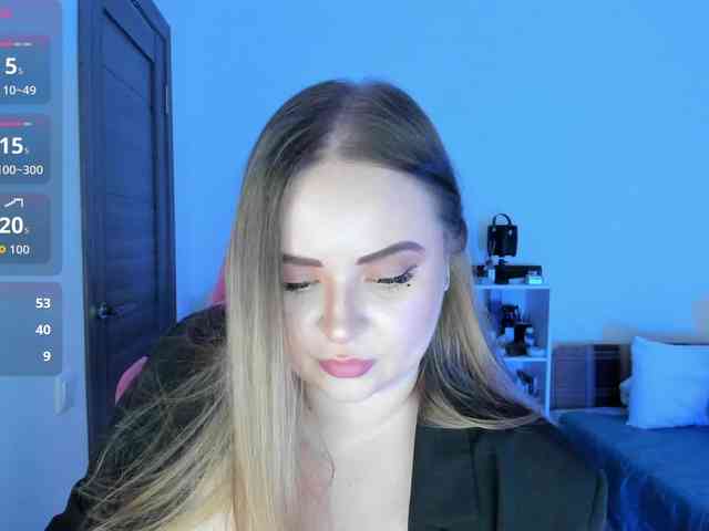 Shy_foxY webcam
