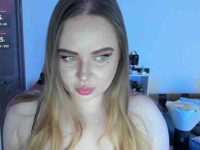 Shy_foxY webcam