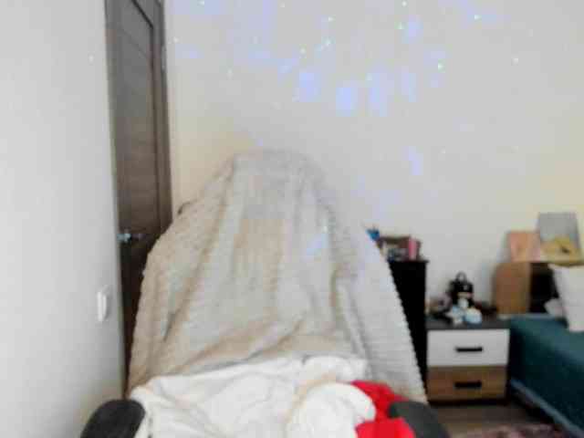 Shy_foxY webcam