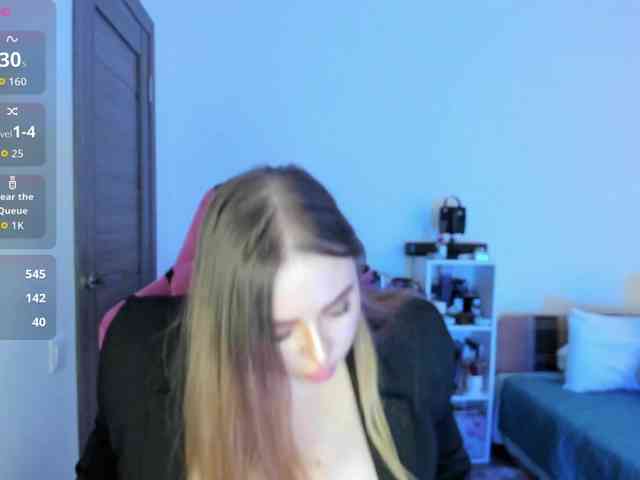 Shy_foxY webcam