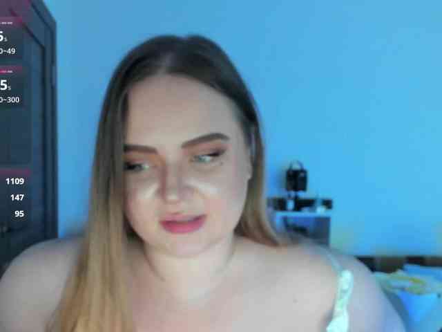 Shy_foxY webcam