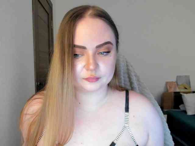 Shy_foxY webcam