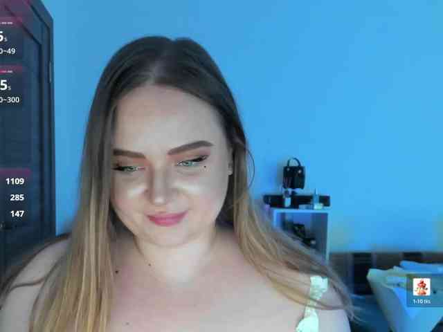 Shy_foxY webcam
