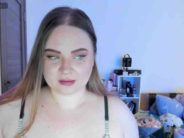 Shy_foxY webcam