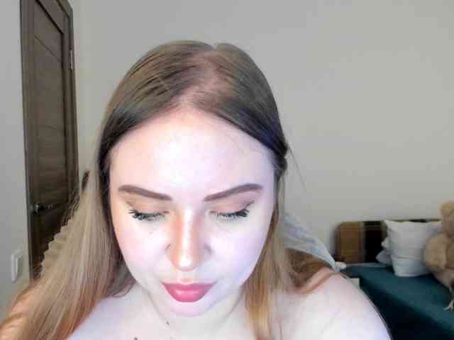 Shy_foxY webcam