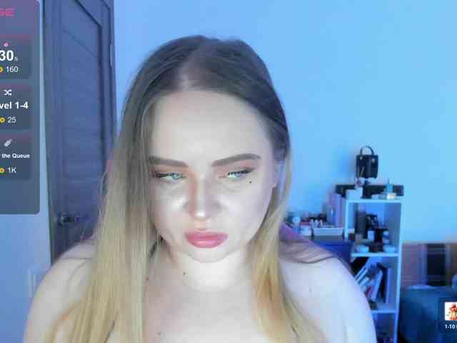 Shy_foxY webcam