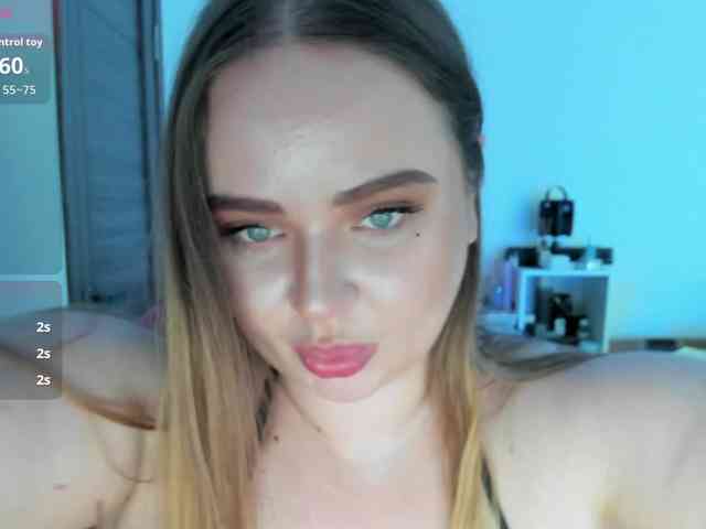 Shy_foxY webcam