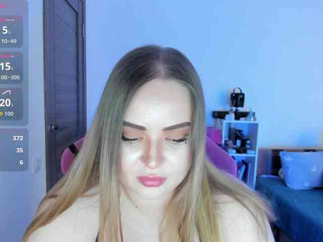 Shy_foxY webcam