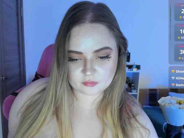 Shy_foxY webcam