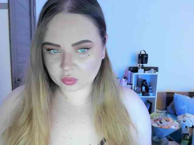 Shy_foxY webcam