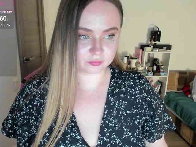 Shy_foxY webcam
