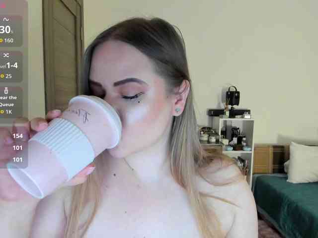 Shy_foxY webcam