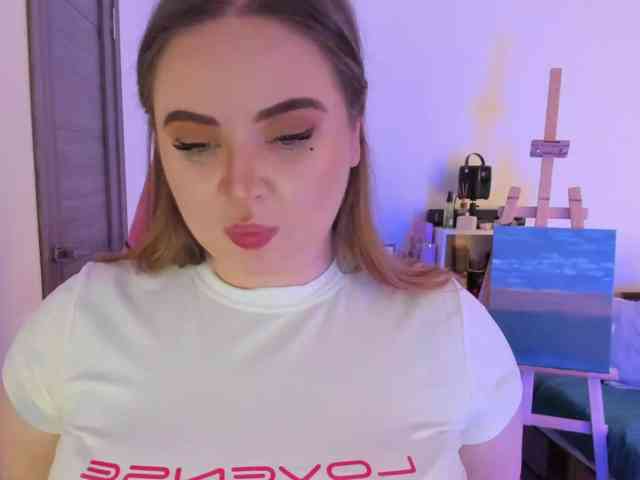Shy_foxY webcam