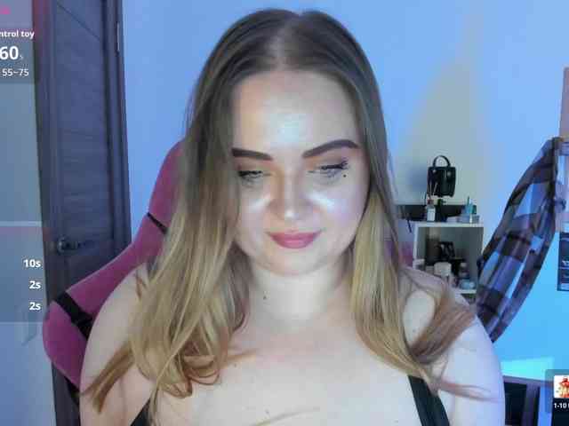 Shy_foxY webcam