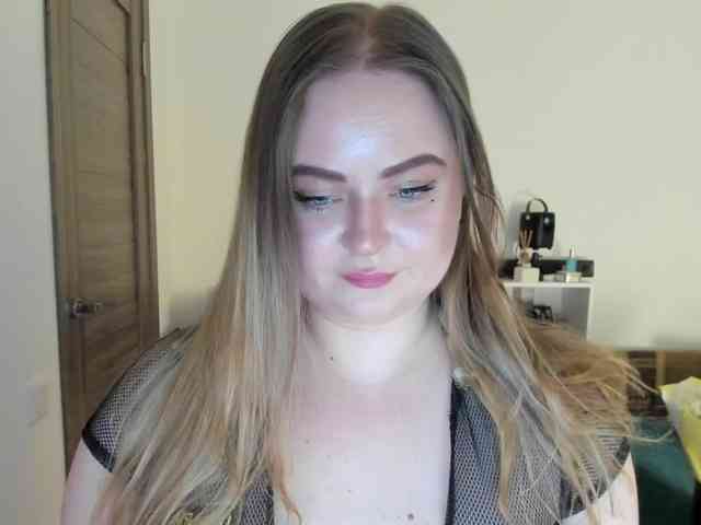 Shy_foxY webcam