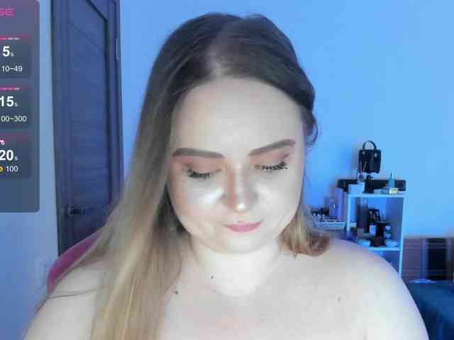 shy_foxy's live room