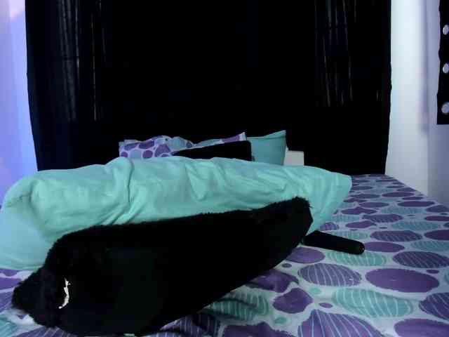 karolina-evans webcam