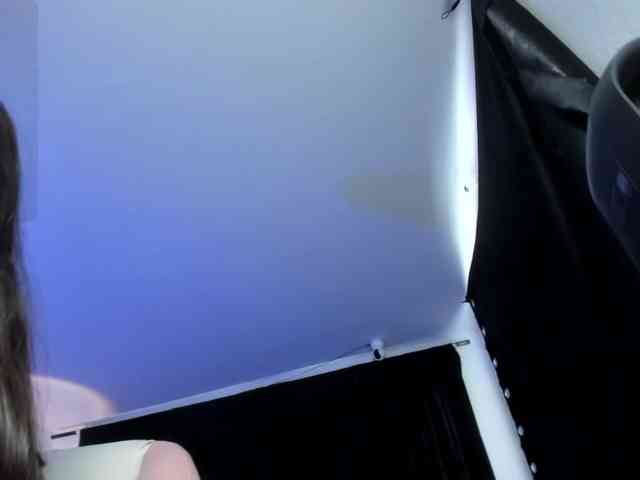 karolina-evans webcam