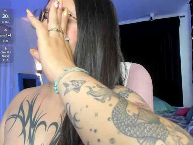 karolina-evans webcam