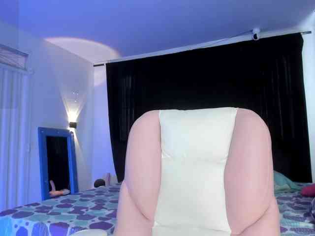 karolina-evans webcam