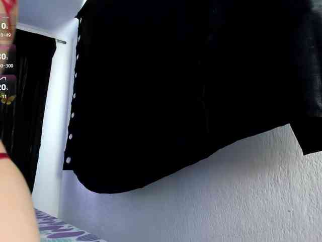 karolina-evans webcam