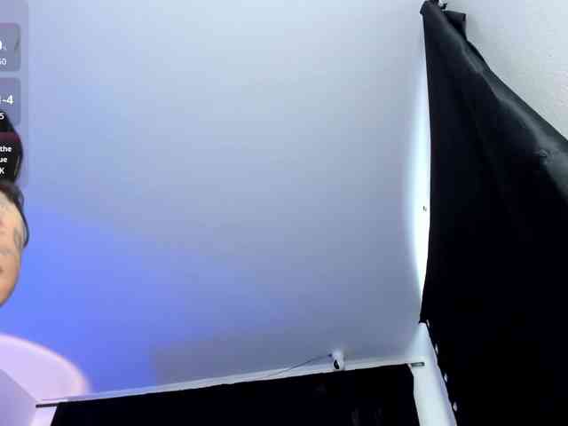 karolina-evans webcam