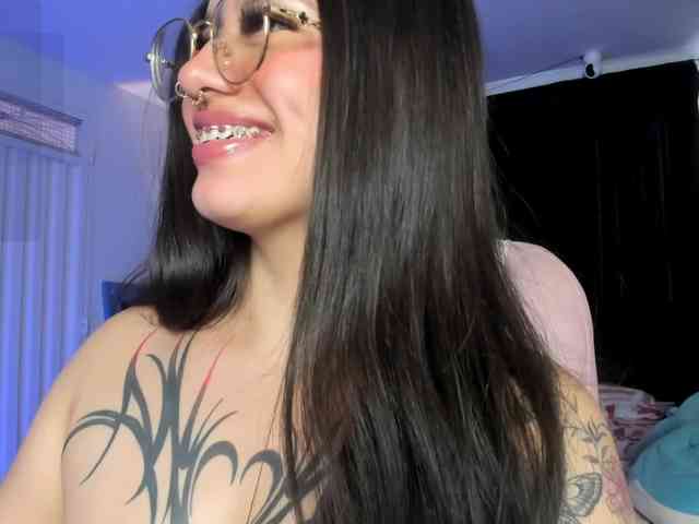 karolina-evans webcam
