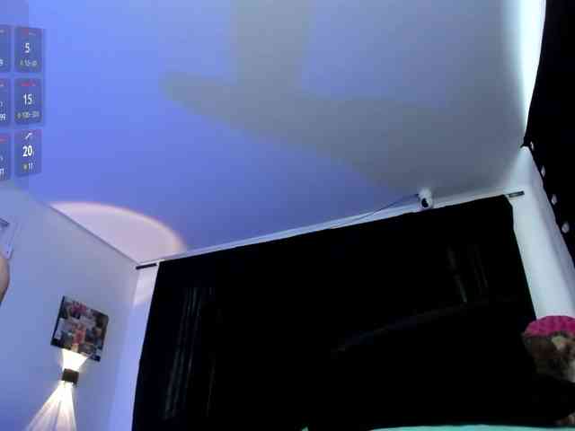 karolina-evans webcam