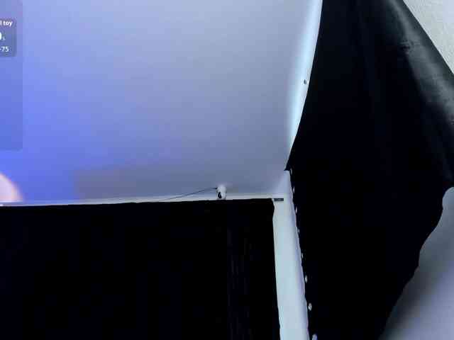 karolina-evans webcam