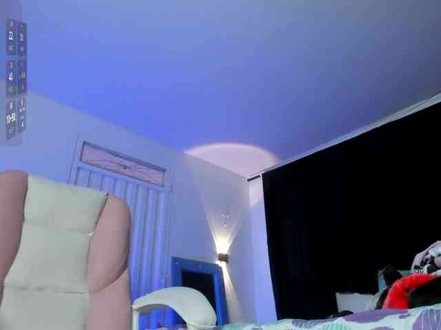 karolina-evans webcam