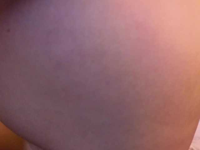 Emma-Blonde live cam on BongaCams