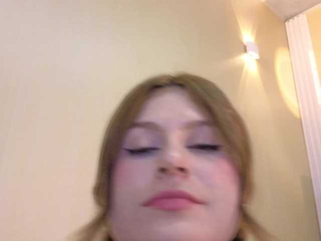 Emma-Blonde