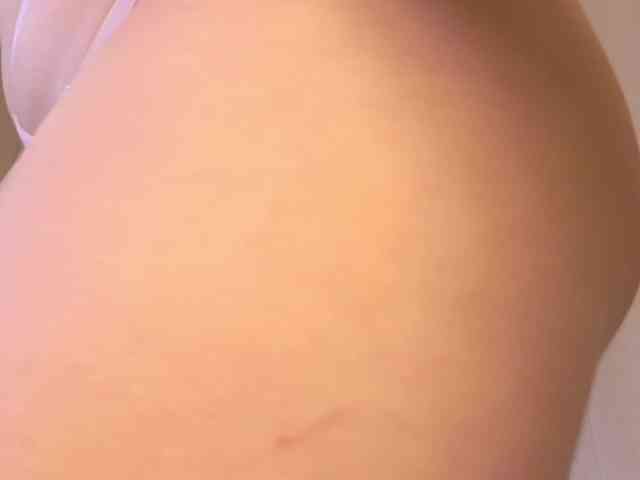 Emma-Blonde webcam