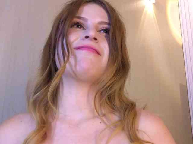 Emma-Blonde Emma-Blonde