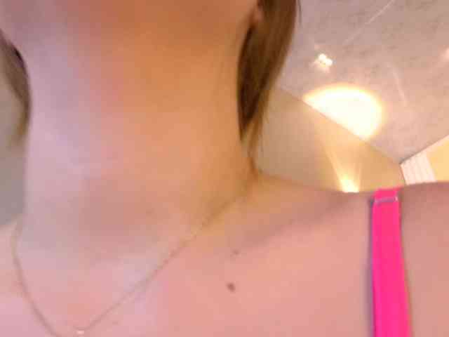 Emmaa_Blonde