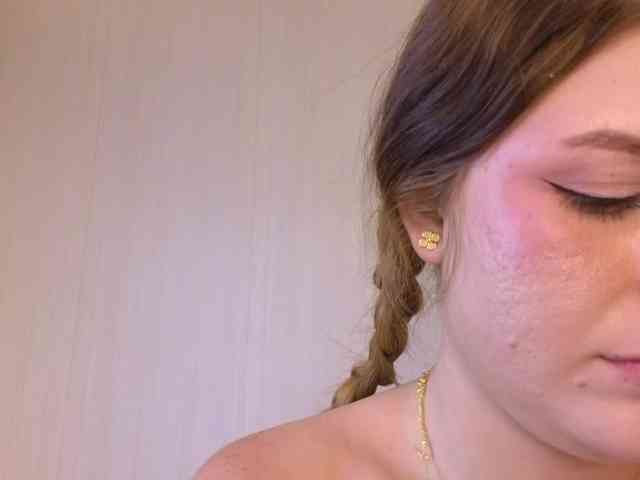 Emma-Blonde webcam