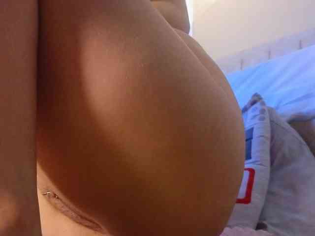 Emma-Blonde webcam