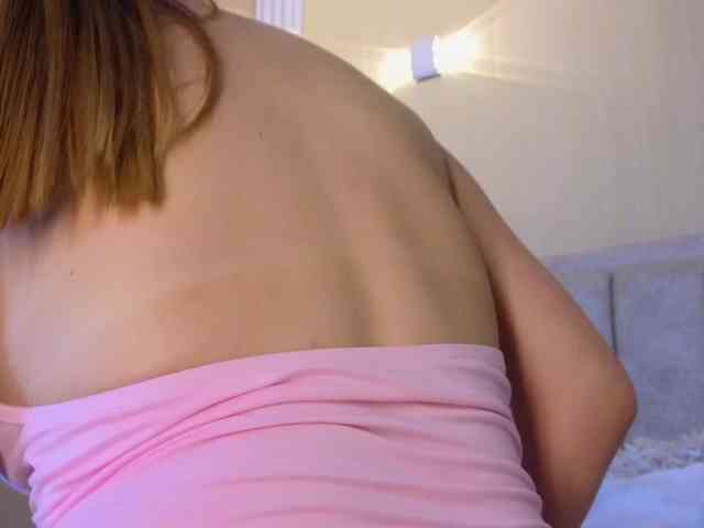 Emma-Blonde webcam