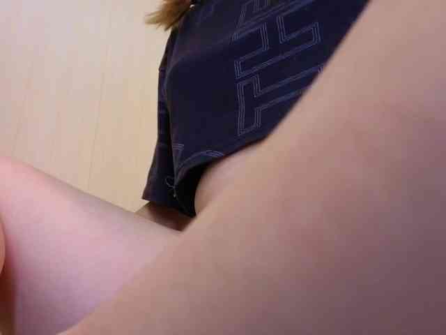 Emma-Blonde webcam