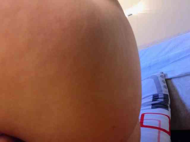 Emma-Blonde webcam