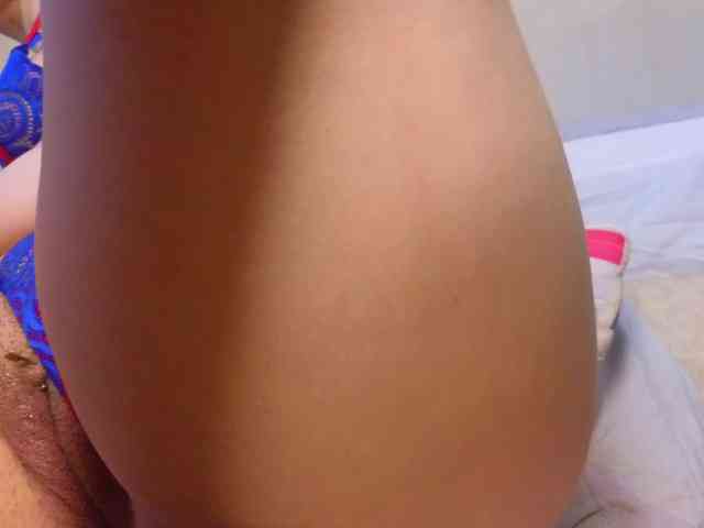 Emma-Blonde webcam