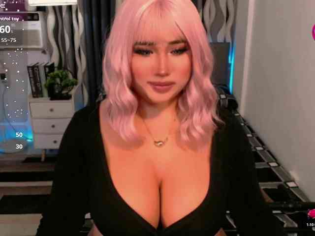 TsGiganticSelfsuckers Sex Cam Show