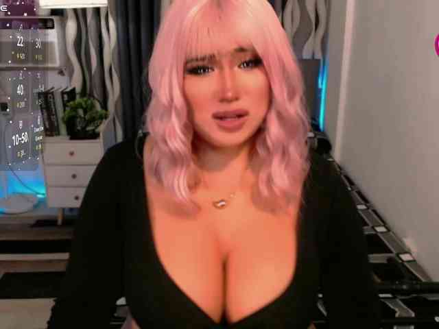 TsGiganticSelfsuckers Sex Cam Show